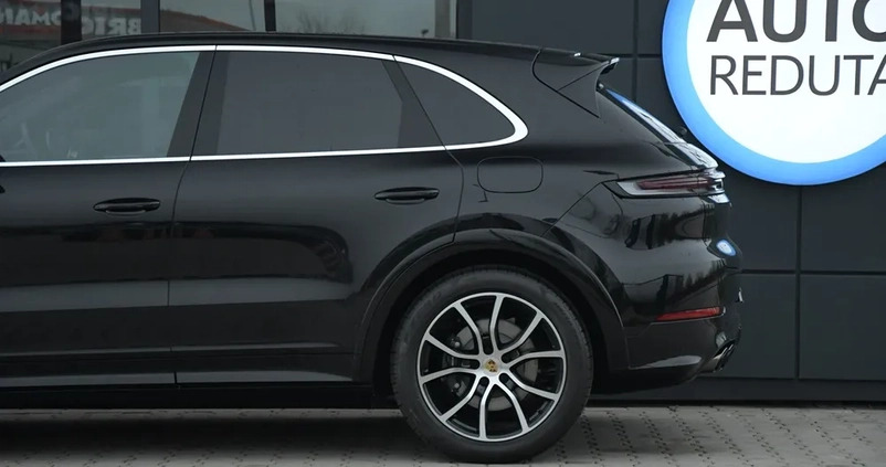 Porsche Cayenne cena 624900 przebieg: 22, rok produkcji 2023 z Krapkowice małe 436